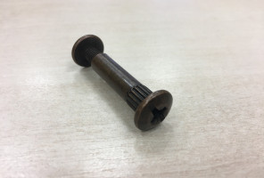 Стяжка межсекционная  M4х27, БРОНЗА,  арт.VC01FBR M4x15+арт.VF01FBR М4х27