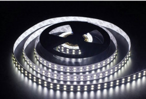 Лента светодиодная 120 диодов/м.п. 3528 хол.белый,12V,9.6W водонепроницаемая IP44 LR2-CW-WP120