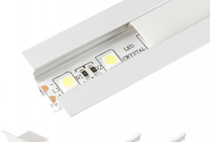 Профиль алюм.для светодиодн.лент Угловой 30*11мм, L-2м с матовым экраном, загл. и крепежом LR41-M