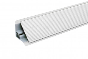 Плинтус кух. рифленый алюминиевый, серебро, 3м (ЭЛИТ-С)