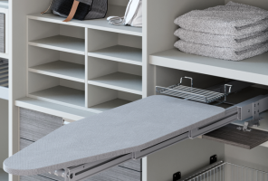 Выдвижная гладильная доска Starax с фасадом в 400 базу   S-6616-G