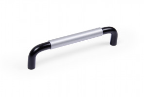 RS048BL/SC.4/128 Черный/Сатиновый хром Ручка SLOT