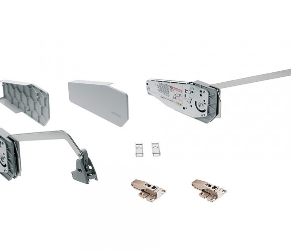 Механизм FREE FOLD. Высота 770-840 мм. Вес 8-16,7 кг.