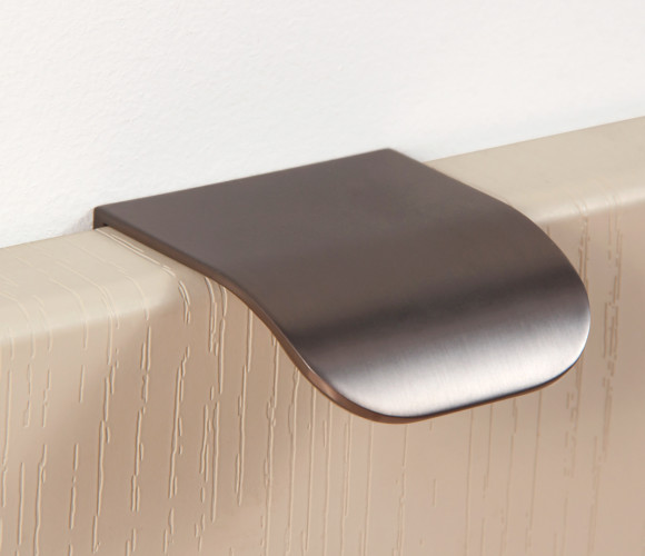 RT011BAP.1/32 Брашированное старинное олово Ручка POINT