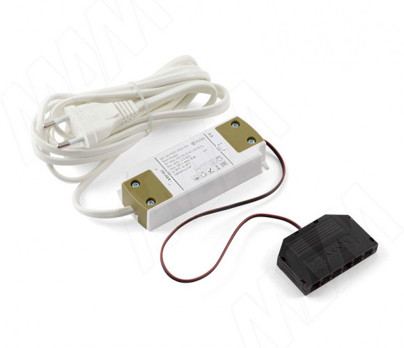 Блок питания с терминалом розеток 6шт. LED, с сет.проводом AC-230/DC-12V, IP31, 15W LSA-PS12V-IP31D-15W